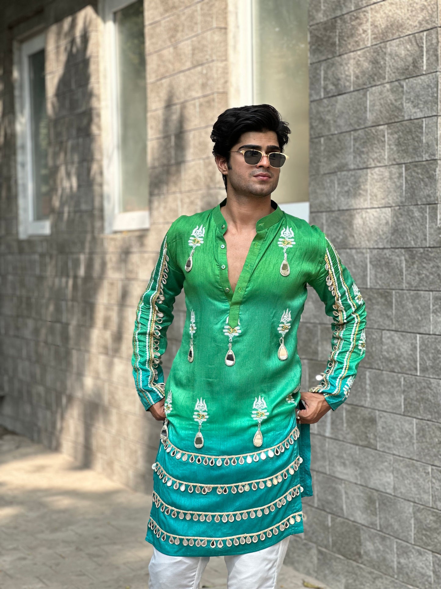 Trendy Chartreuse Ombré Kurta with Mirror Details
