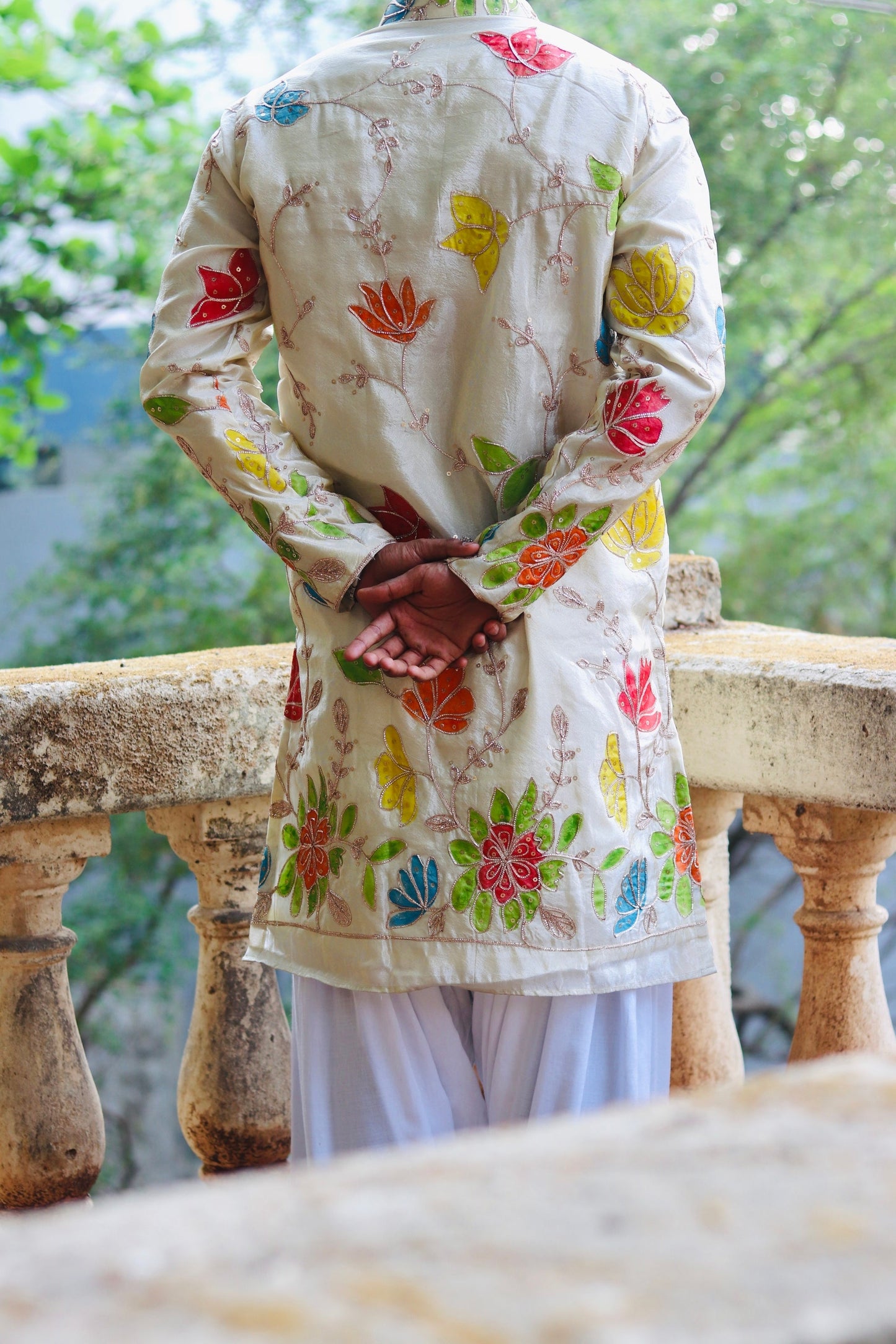 White Multi Flower Embroidered Tissue Kurta
