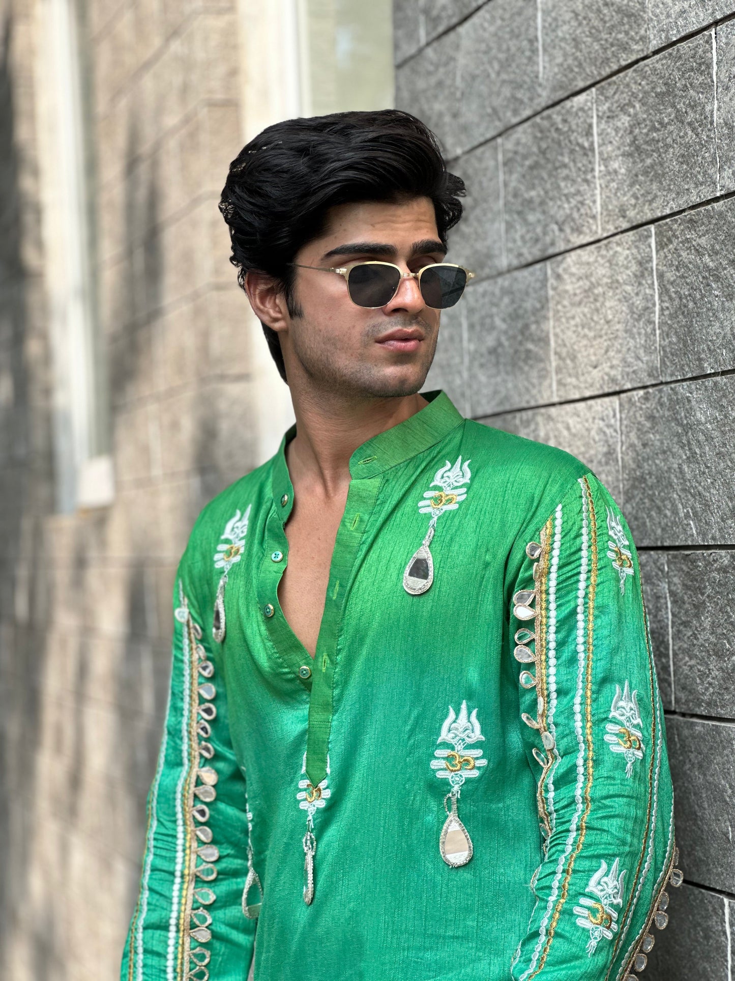 Trendy Chartreuse Ombré Kurta with Mirror Details