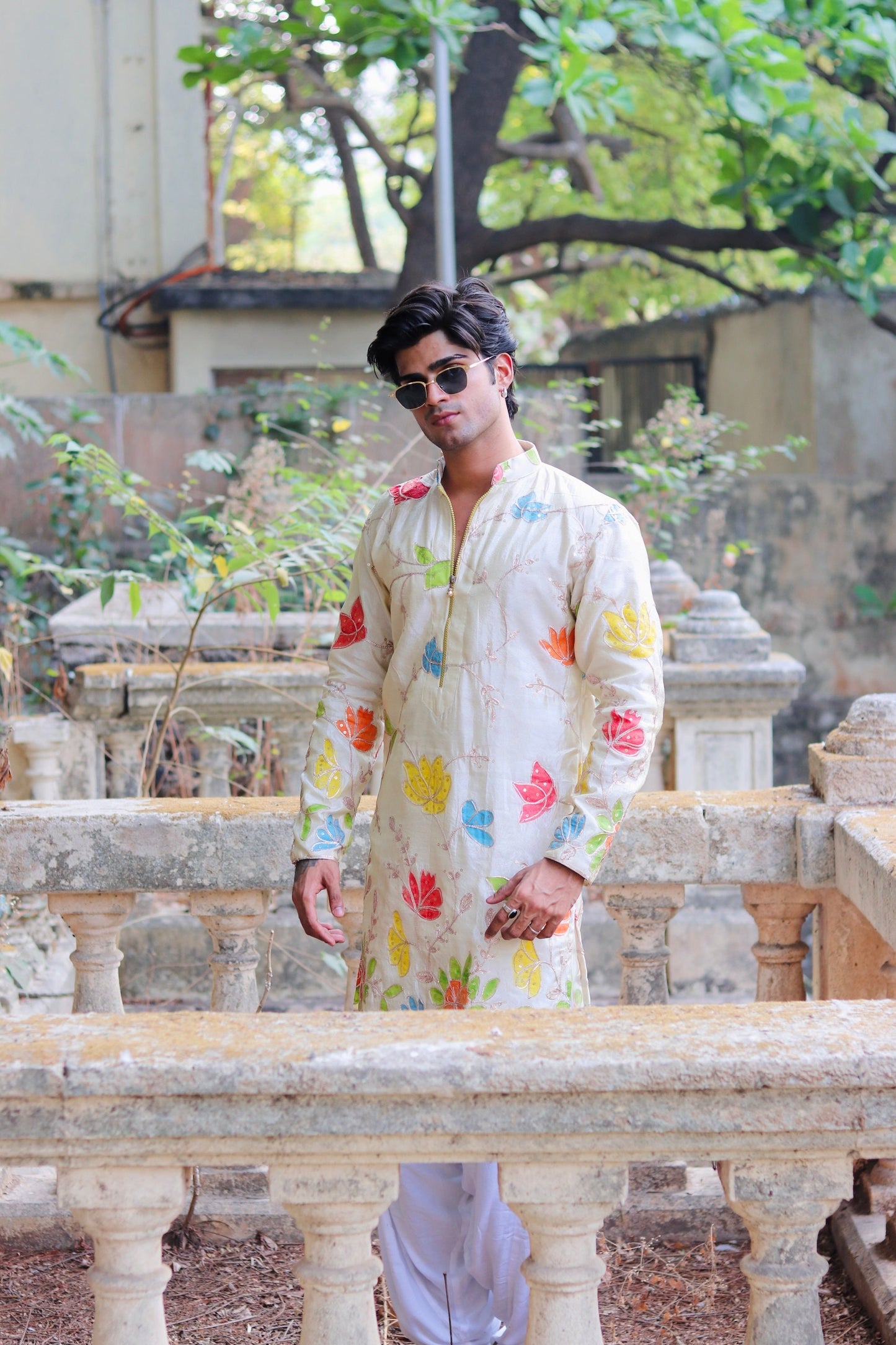 White Multi Flower Embroidered Tissue Kurta