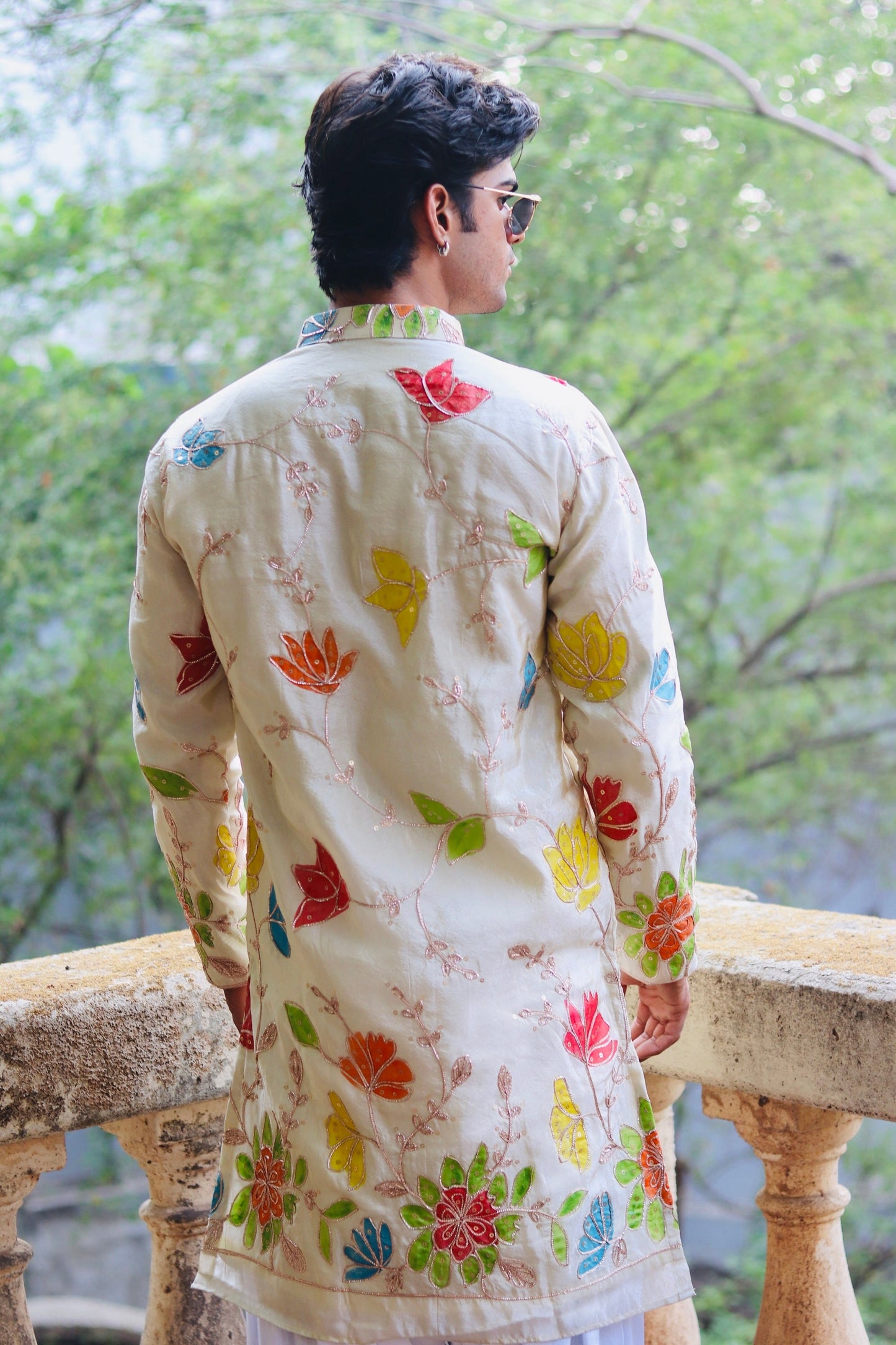 White Multi Flower Embroidered Tissue Kurta