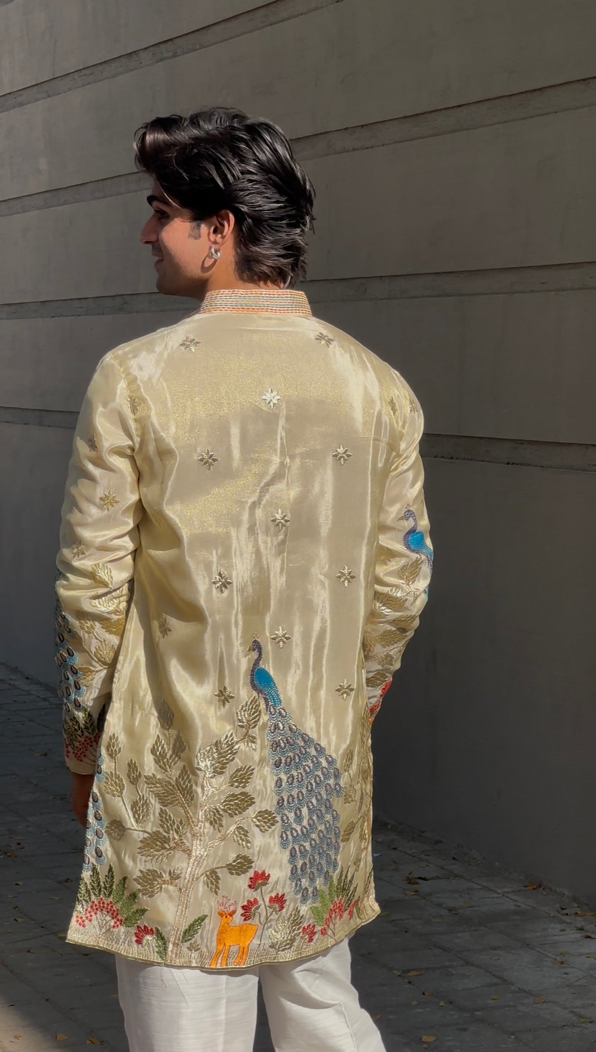Safed Rangeela Mor Kurta With Koti